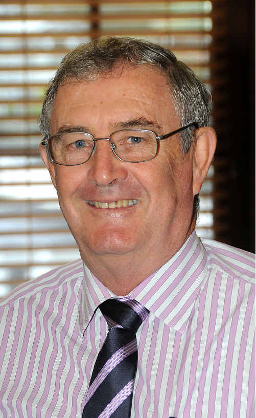Gympie Mayor Ron Dyne. Gympie Mayor Ron Dyne.